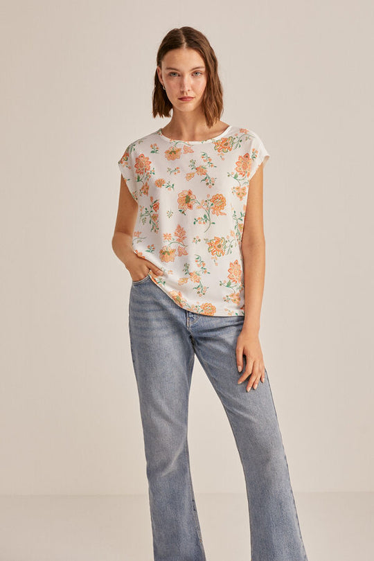 Crochet shoulders two-material T-shirt